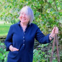 VAL BOURNE IS DIGITAL WRITER OF THE YEAR 2023 AND REGULAR CONTRIBUTOR TO HOPES GROVE NURSERIES BLOG